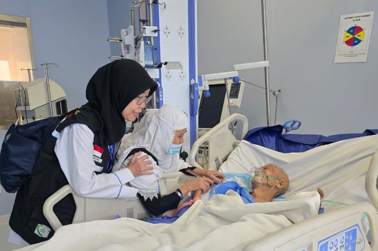 Jenguk Jemaah Haji Asal Jakarta, Asisten Kesejahteraan DKI Pastikan Pasien Mendapatkan Perawatan Terbaik