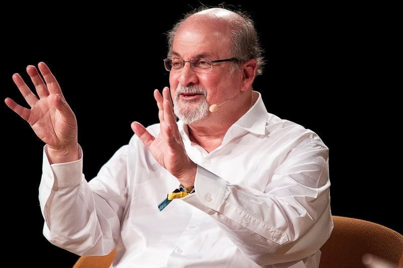 Sosok Salman Rushdie, Penulis Kontroversial yang Bela Israel dan Salahkan Hamas Atas Krisis Kemanusiaan di Palestina