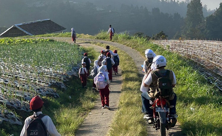 PNM Membangun Asa Warga Desa Nepal Van Java, Simak Ceritanya