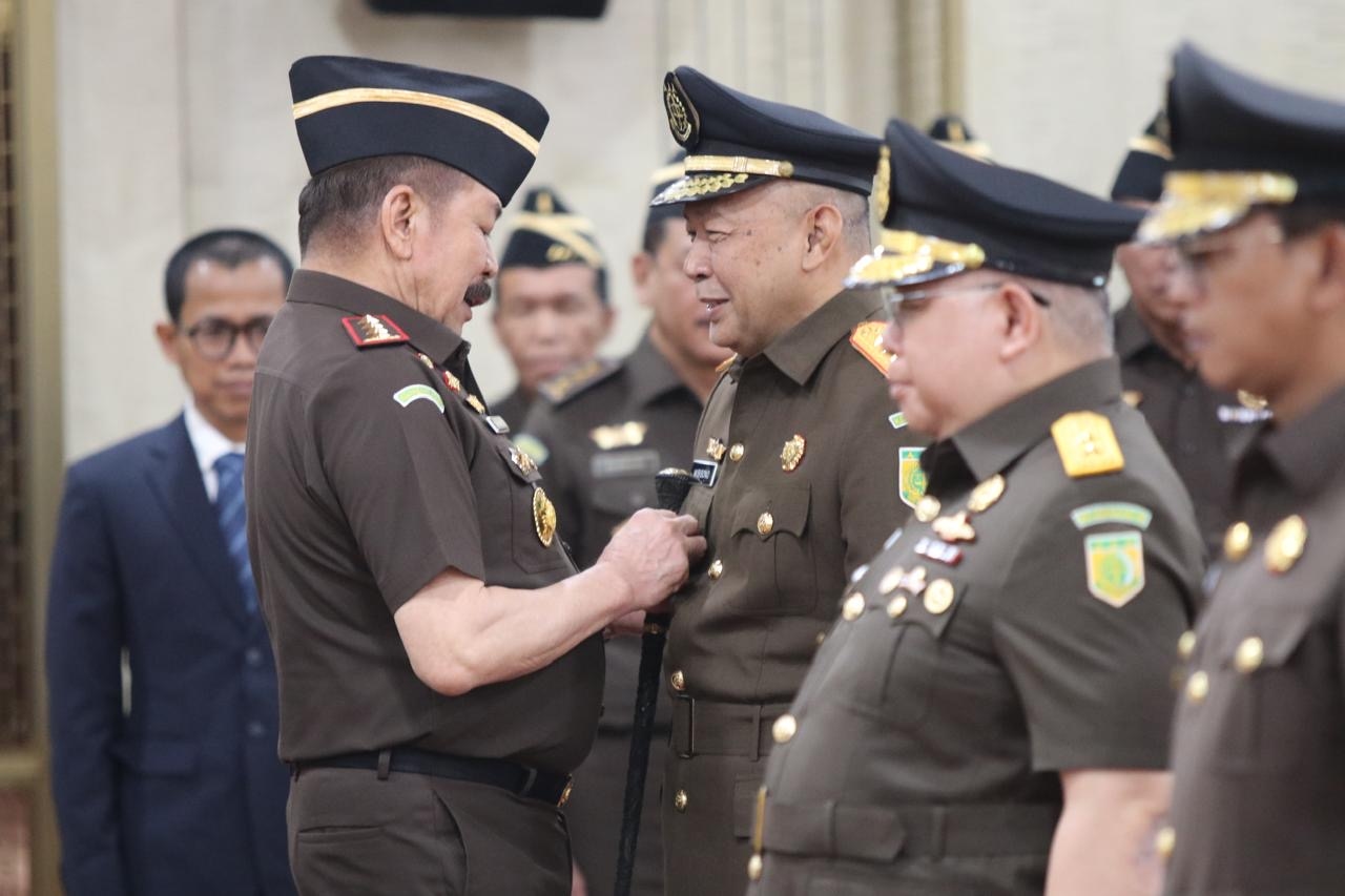 Jaksa Agung Lantik Feri Wibisono Sebagai Wakil Jaksa Agung