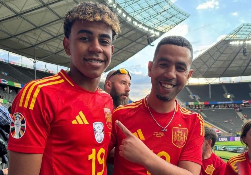 Ayah Lamine Yamal: Saya Tahu Putra Saya Bakal Jadi Bintang Sejak Dia Baru Lahir