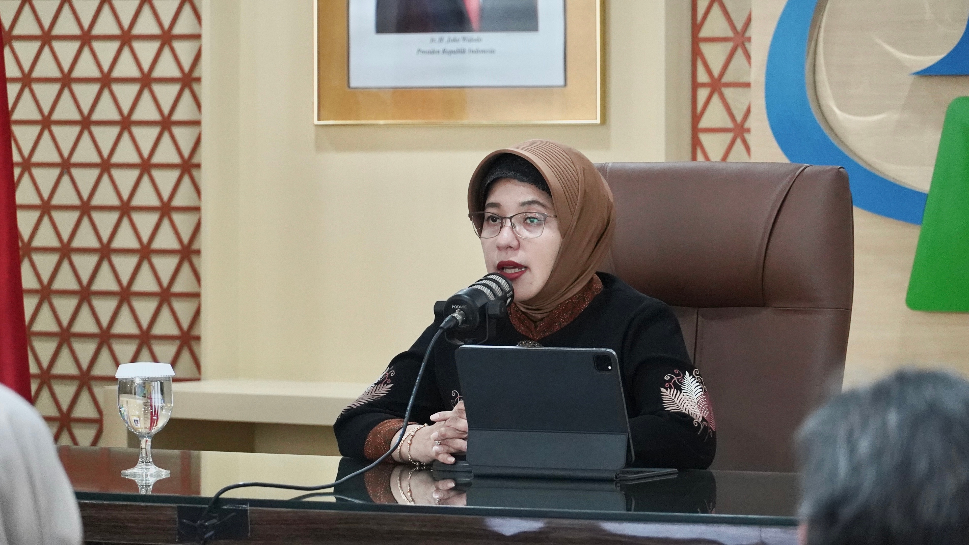 Impor RI Juni 2024 Turun ke USD18,45 Miliar