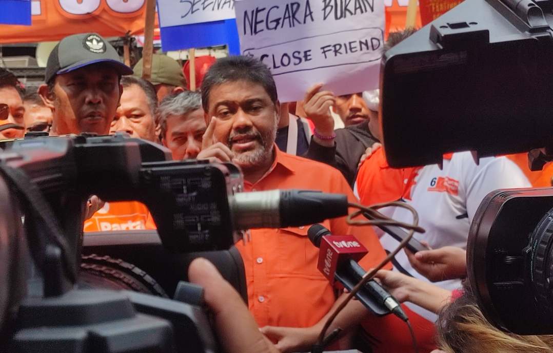Partai Buruh Gelar Aksi di Depan Gedung KPU, Ancam Kepung Kantor KPU Seluruh Indonesia