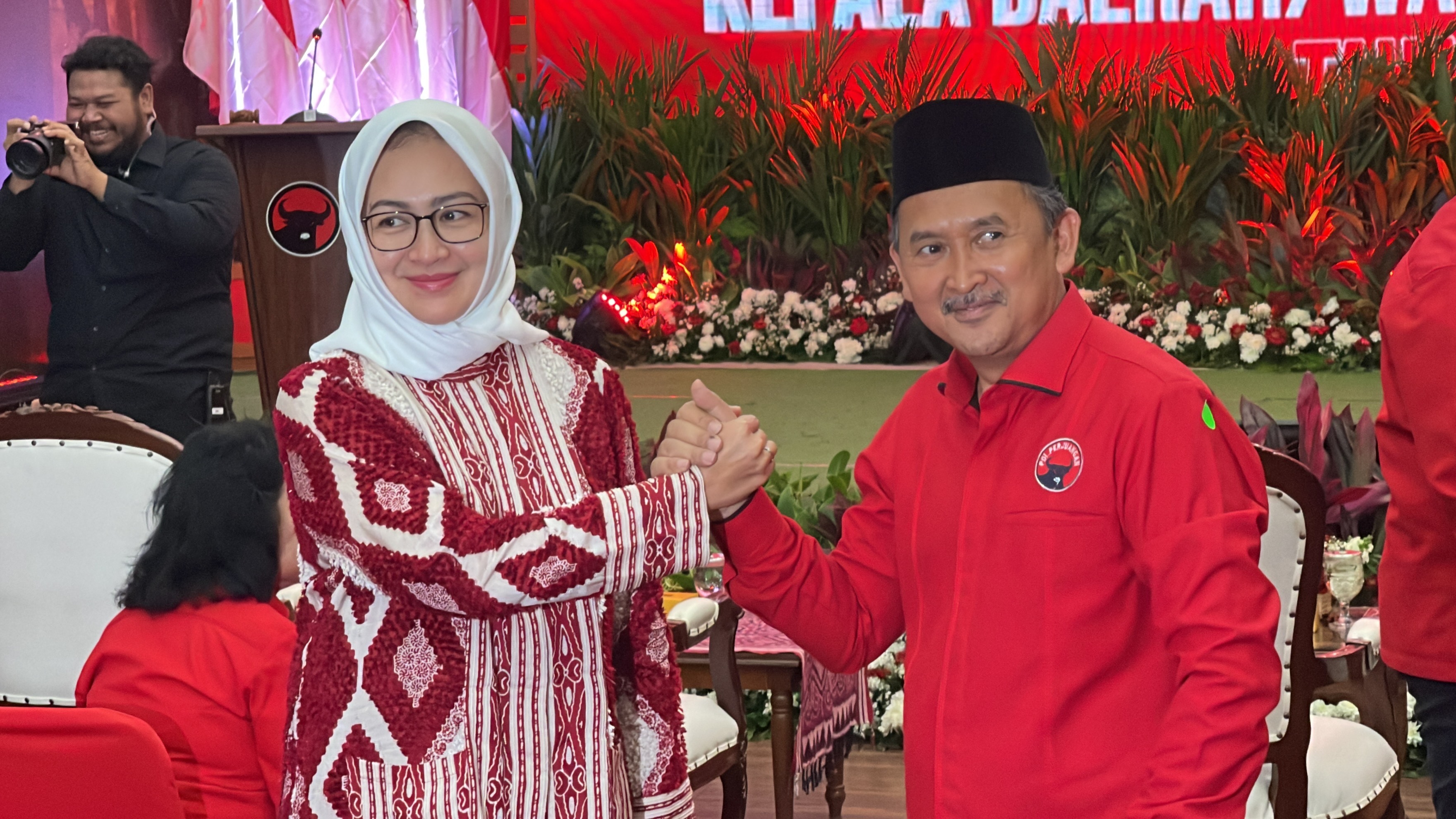 Airin-Ade Datangi Markas PDIP, Sebentar Lagi Terima SK dari Megawati untuk Pilgub Banten
