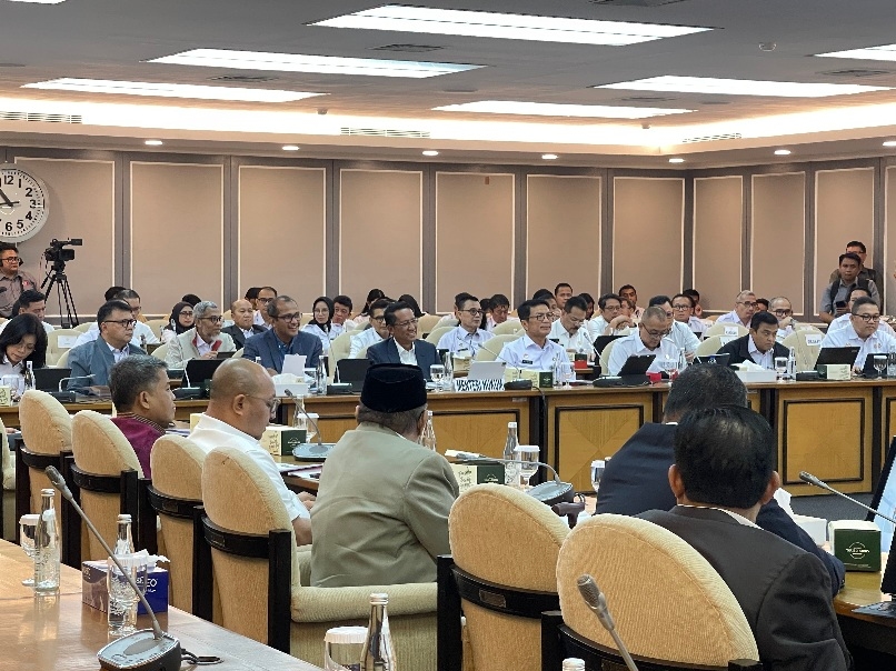 Presiden Prabowo Tugaskan Menteri Hukum Tinjau Ulang Seluruh Undang-Undang dan Regulasi