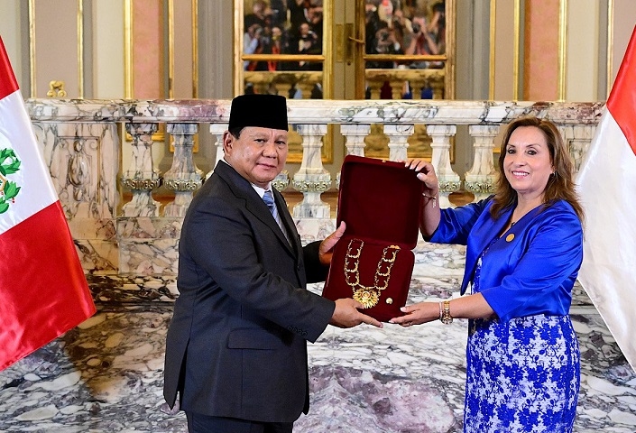 Presiden Prabowo Dianugerahi Tanda Kehormatan Tertinggi Grand Cross of the Order of the Sun of Peru