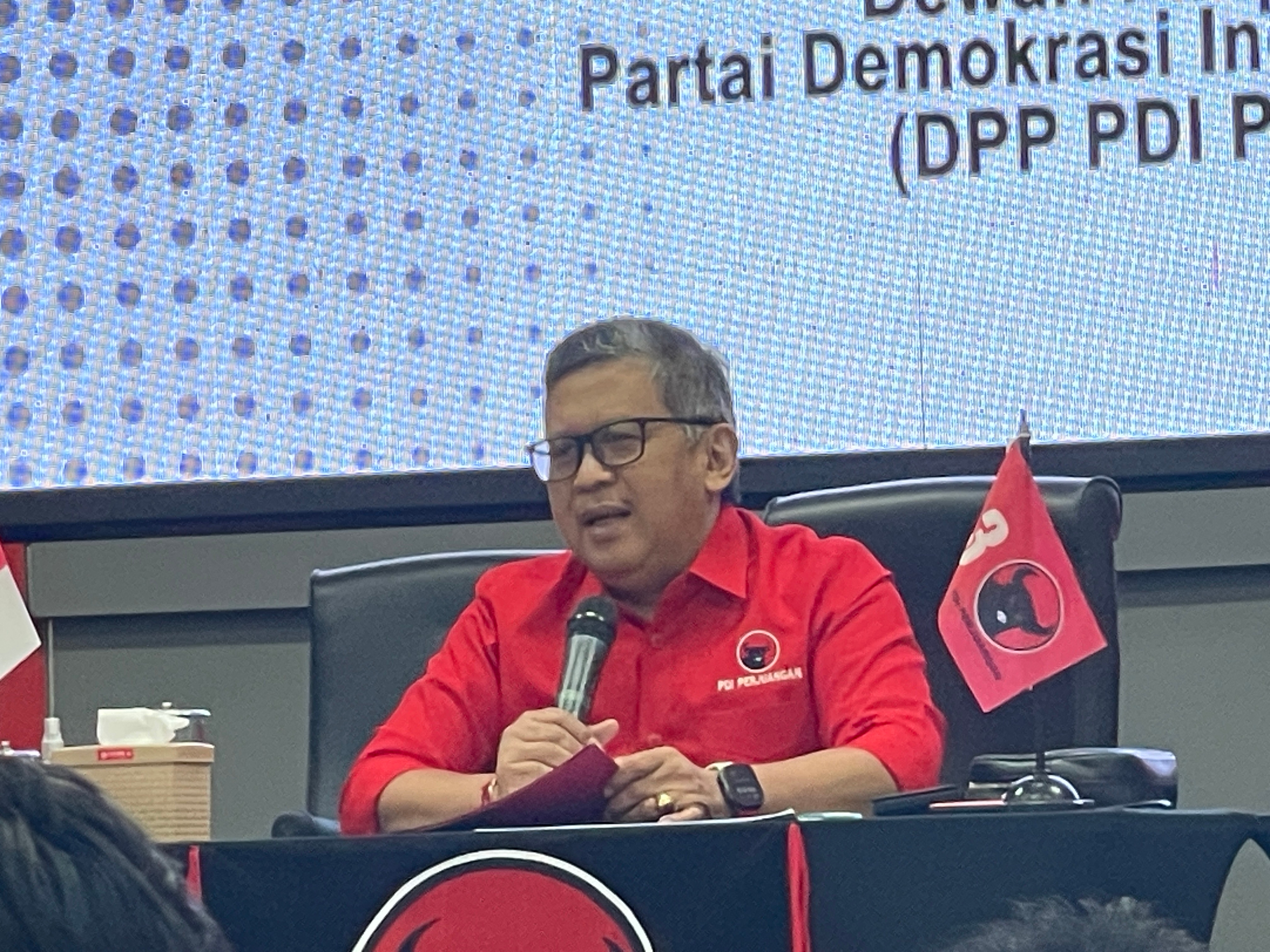 Benarkah Penetapan Hasto Kristiyanto Tersangka Merupakan Proses Hukum Dibalut Rekayasa Politik?