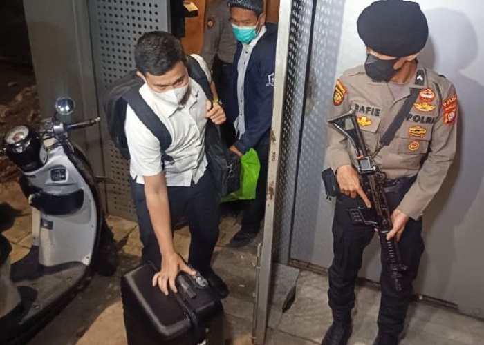 KPK Geledah Rumah Djan Faridz, Cari Apa?