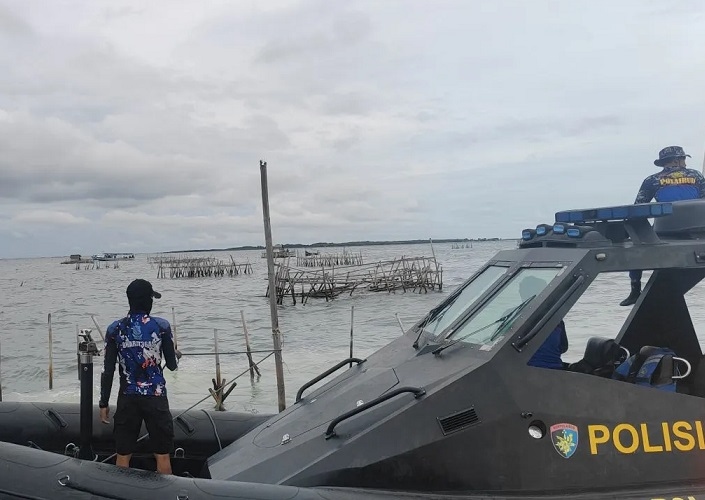 Polda Metro Jaya Ikut Bongkar Pagar Laut Ilegal di Tangerang