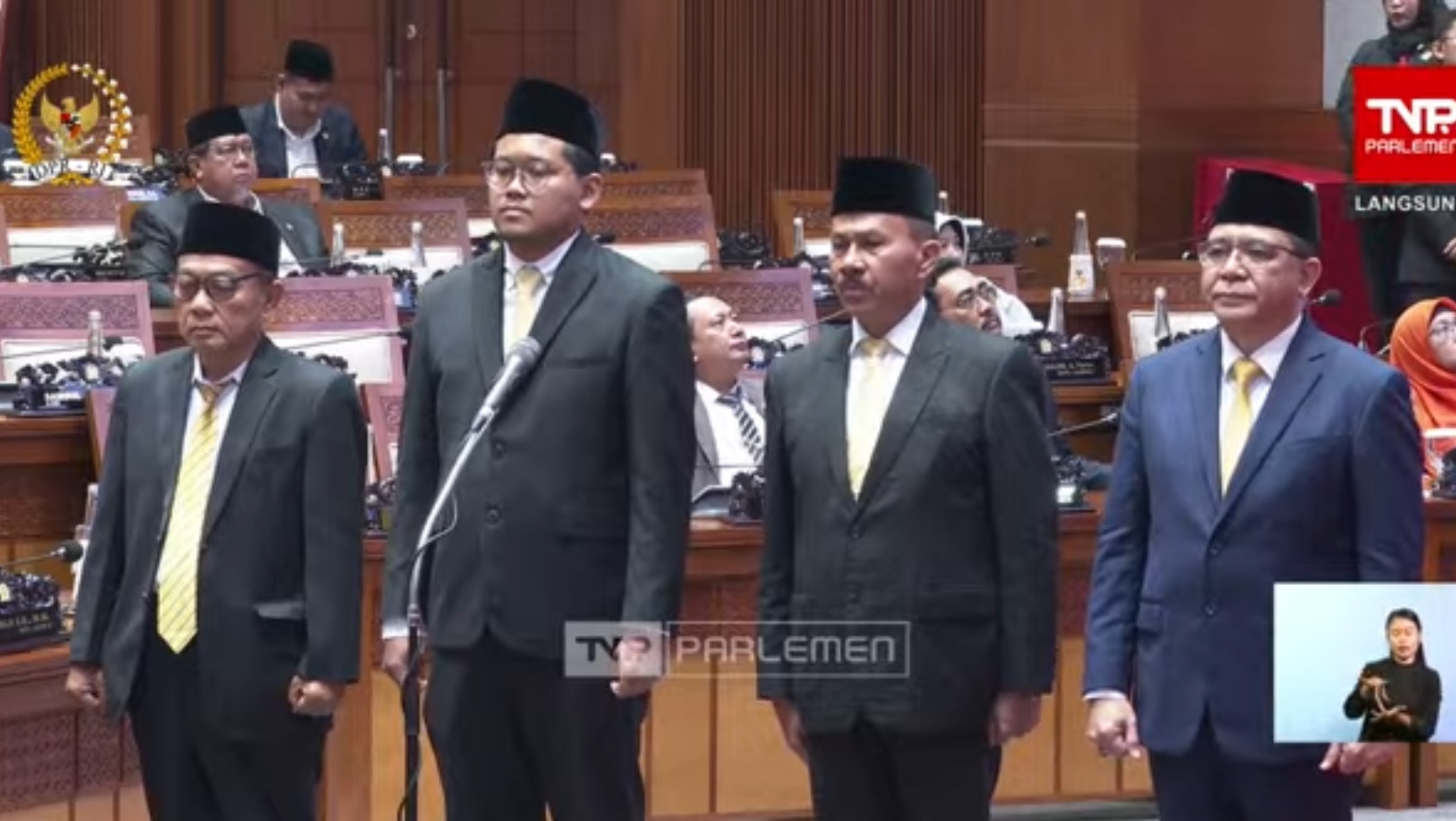 DPR Resmi Lantik Anggota PAW Pengganti Kader Fraksi Golkar yang Jadi Menteri
