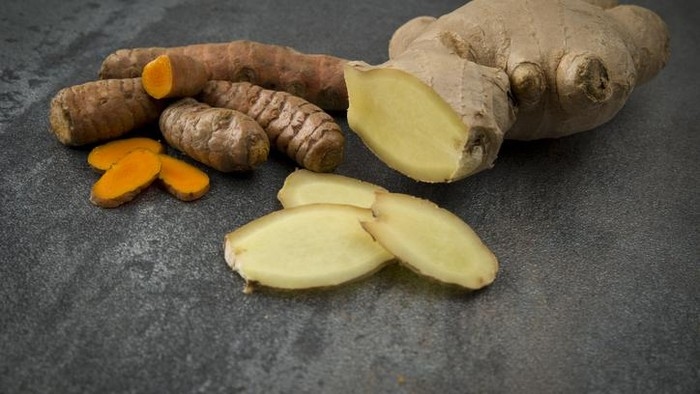 Khasiat Kunyit dan Jahe Menjaga Kesehatan: Bahan Minuman Herbal dengan Beragam Manfaat