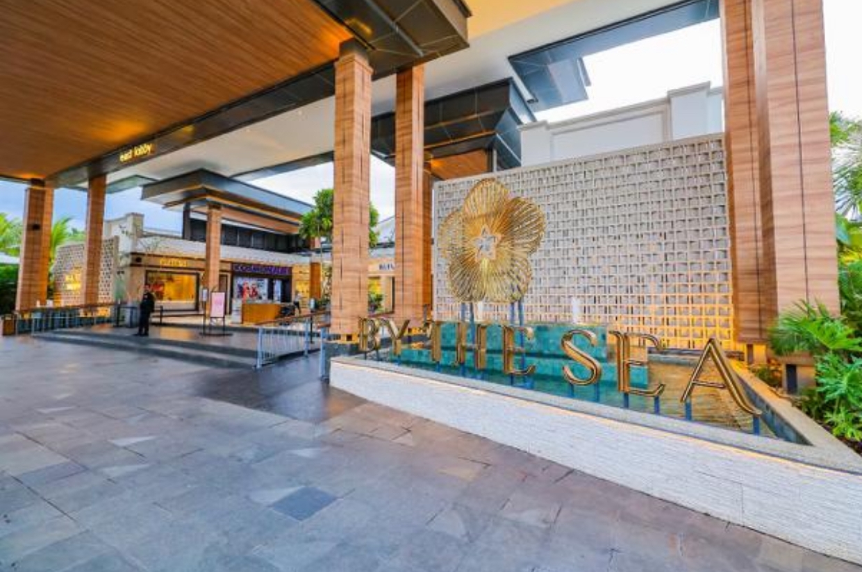 PIK Jadi Destinasi Belanja Lebaran: Fashion, Dekorasi, dan Promo Spesial!