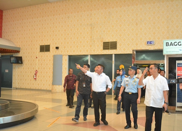 Tinjau Bandara SMB II Palembang, Gubernur Herman Deru Melobi Pimpinan Lion Group agar Membuka Rute Penerbangan Internasional