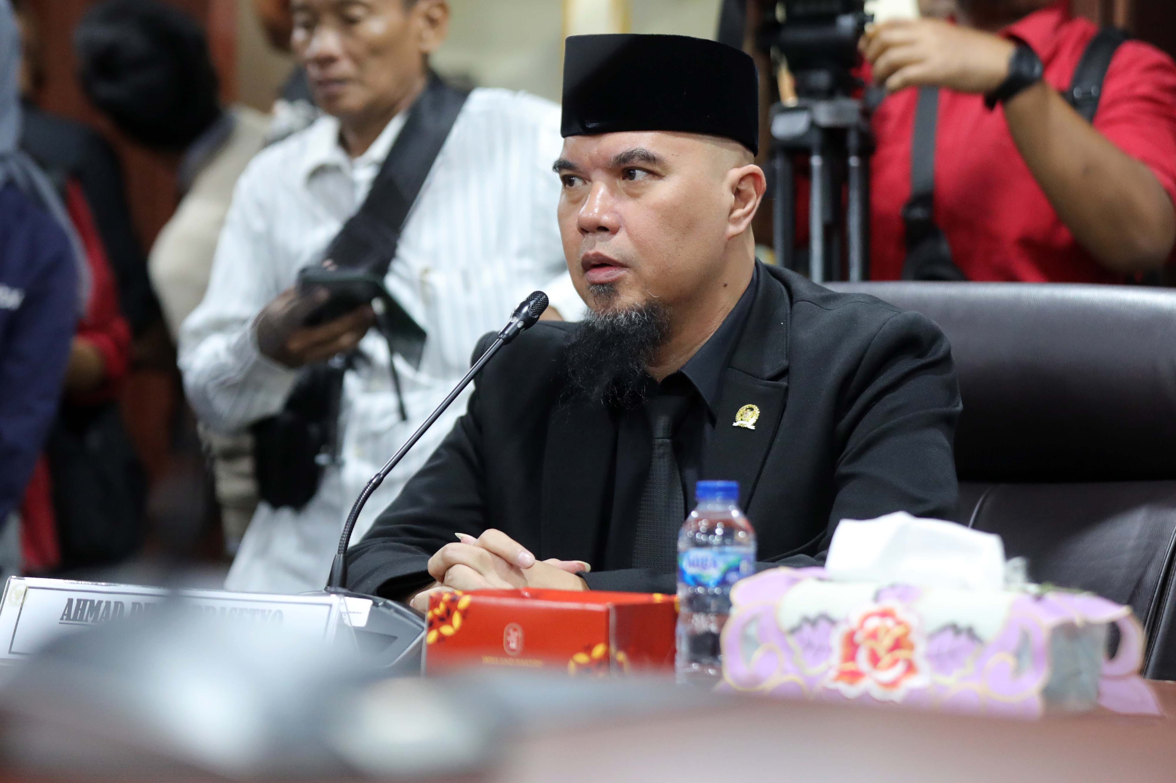 Fakta Sebenarnya di Balik Isu Perceraian Ahmad Dhani dan Mulan Jameela yang Viral di TikTok