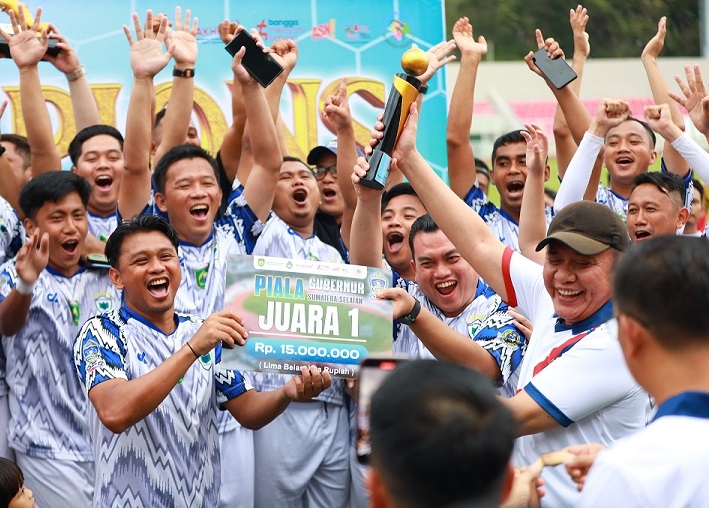 Gubernur Herman Deru: Turnamen Sepak Bola Antar-OPD Tingkatkan Kinerja Pemprov Sumsel