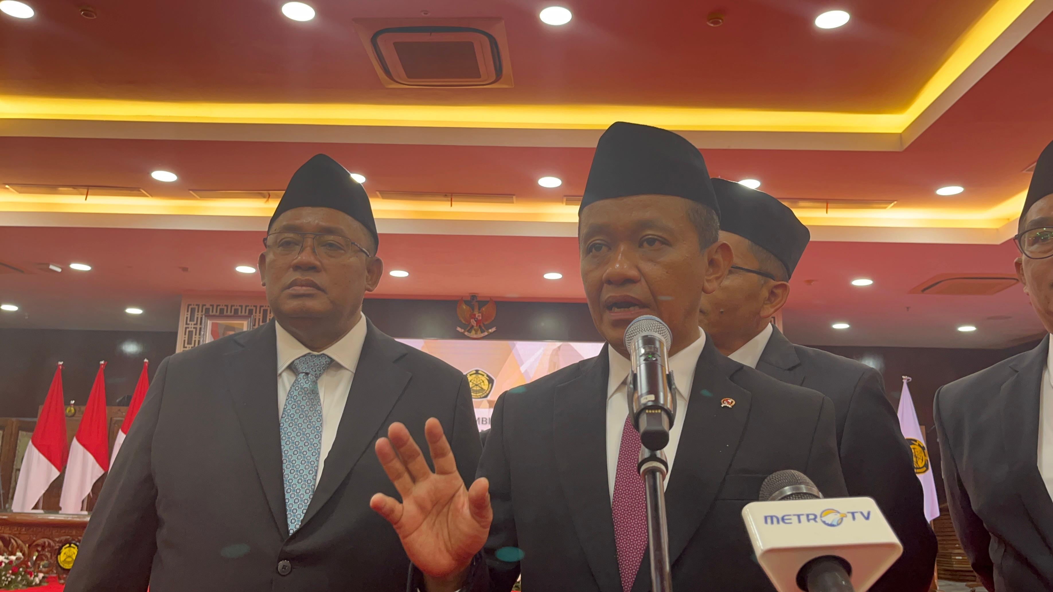 Bahlil Lantik Rilke Jeffri Huwei Jadi Dirjen Gakkum Kementerian ESDM