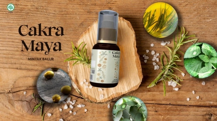 Review Cakramaya: Minyak Balur Herbal dengan Sensasi Ringan dan Aroma Menenangkan