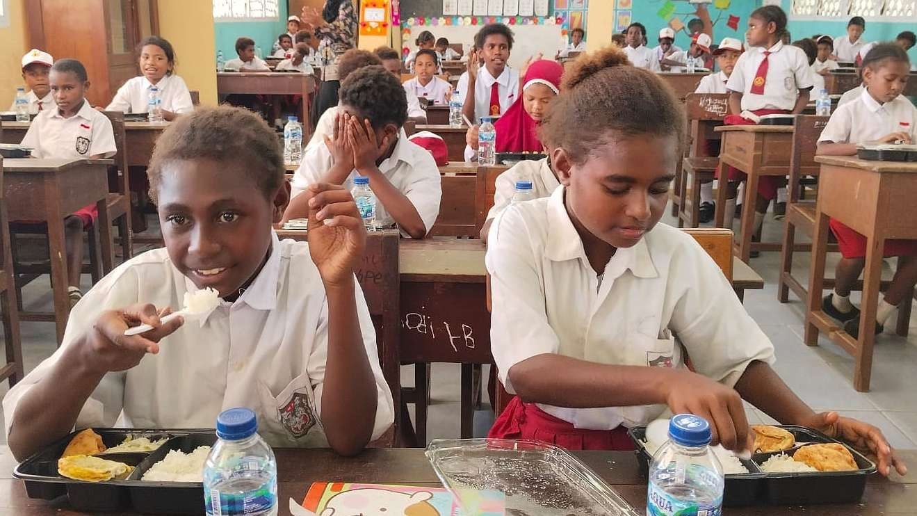 Lawan Stunting di Merauke, SPPG Putri Papua Selatan Luncurkan Program Makan Bergizi Gratis