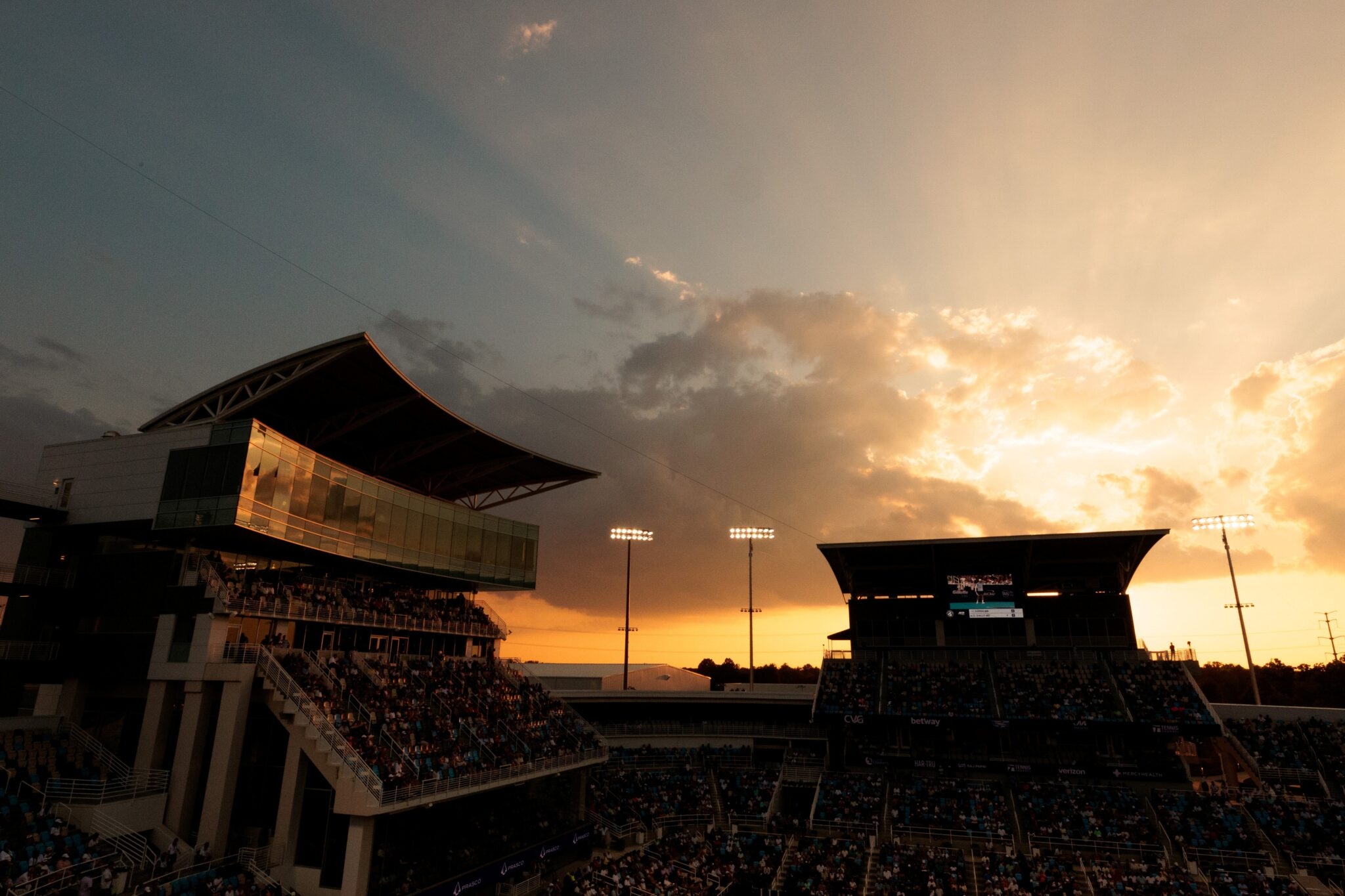 Cincinnati Terbuka: Hujan dan Petir Paksa Laga Jessica Pegula vs Magda Linette Ditunda
