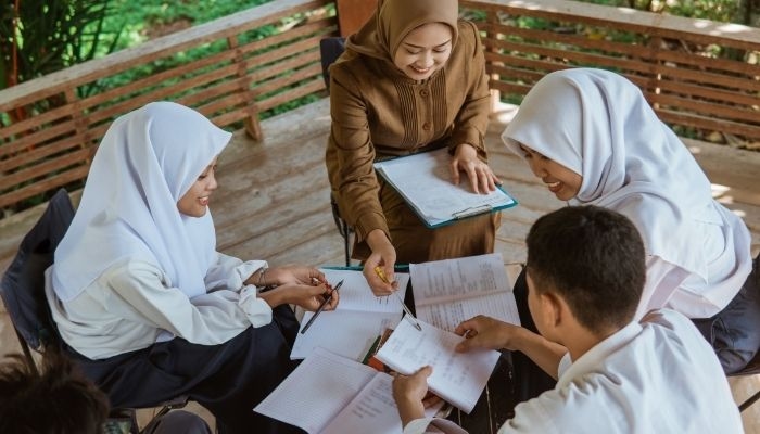 Kunci Jawaban Bahasa Indonesia Kelas 5 Halaman 33: Majas dalam Unsur Kebahasaan