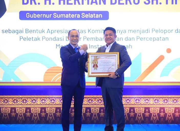 Herman Deru Raih Penghargaan Pelopor Percepatan Meritokrasi dari BKN RI