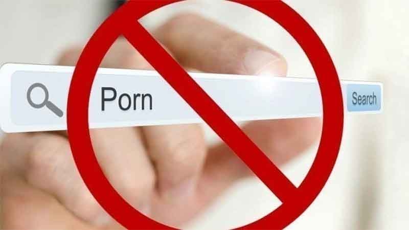 Turis Rusia Pelaku Aksi Tak Senonoh di Bak Truk Phuket Ditangkap Saat Mau Kabur di Bandara