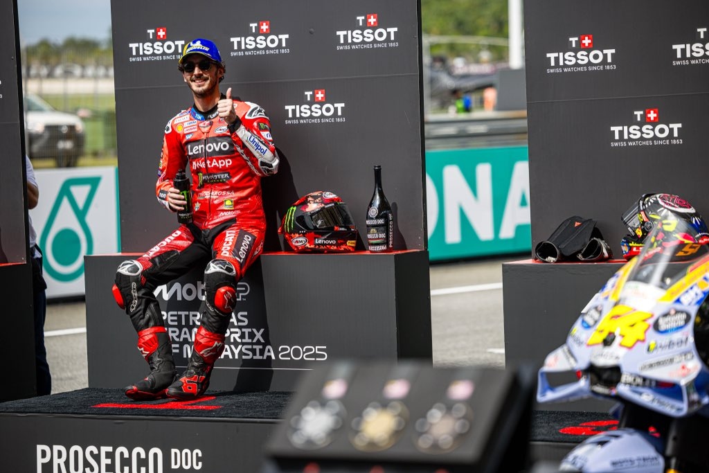 MotoGP Malaysia: Fransesco Bagnaia Borong Pole Position dan Gelar Sprint di Sepang