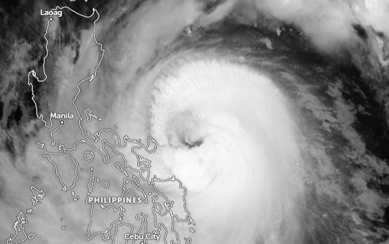 Tim Penyelamat Filipina Evakuasi Korban Topan Fung-wong, 18 Orang Tewas