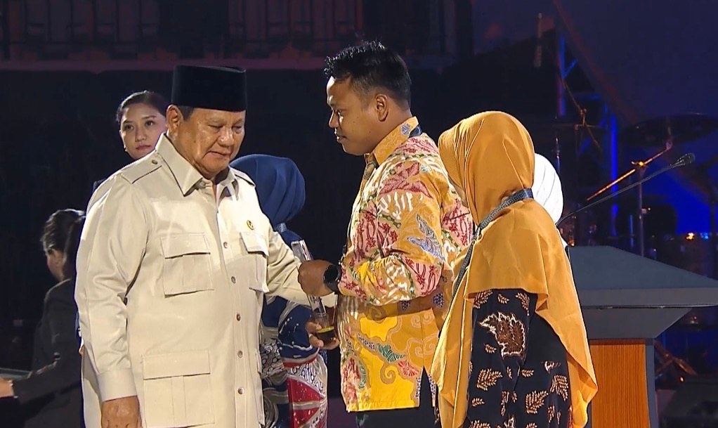 Guru Terharu Prabowo Mau Bangun Jembatan Permudah Akses Siswa di Pelosok: Beliau Bekerja Pakai Hati