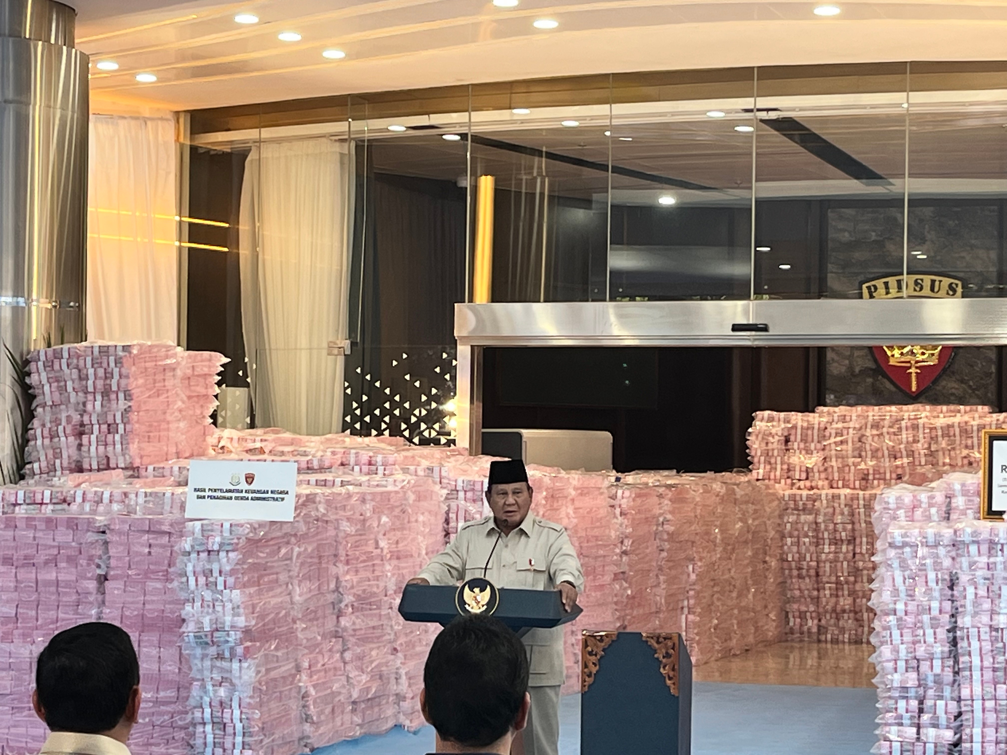 Prabowo: Rp6,6 Triliun Hasil Kejagung Bisa Bangun 100 Ribu Rumah Pengungsi Sumatera