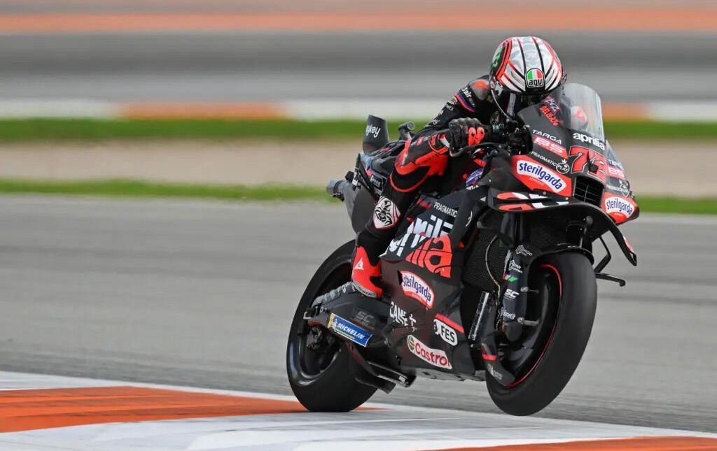 Tes Sepang: Marco Bezzecchi Sebut Kemajuan Aprilia RS-GP Masih Tergolong 'Tipis'