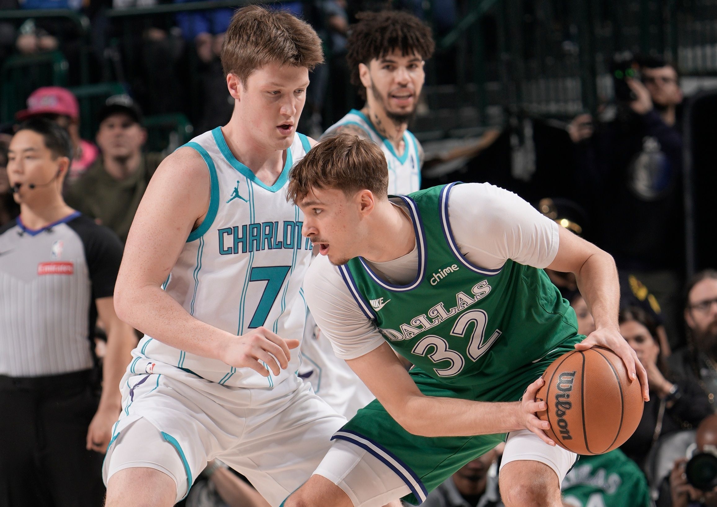 NBA Hari Ini: Duel Eks Duke, Cooper Flagg dan Kon Knueppel Pecahkan Rekor Setengah Abad