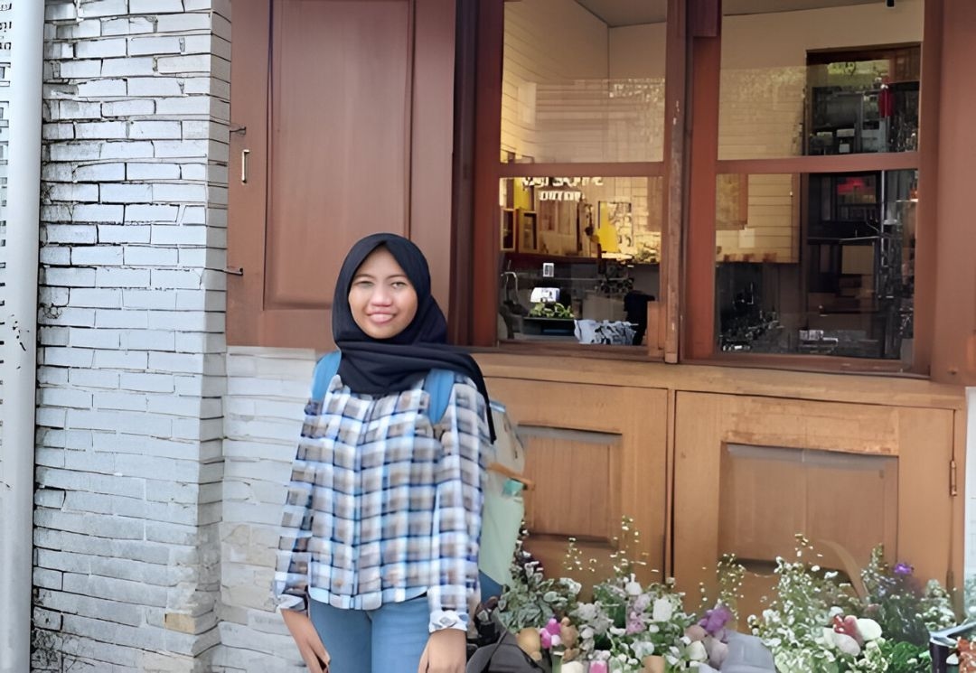 Freelancer Perempuan Menang Dua Proyek Bernilai Rp39 Juta Lewat Sribu