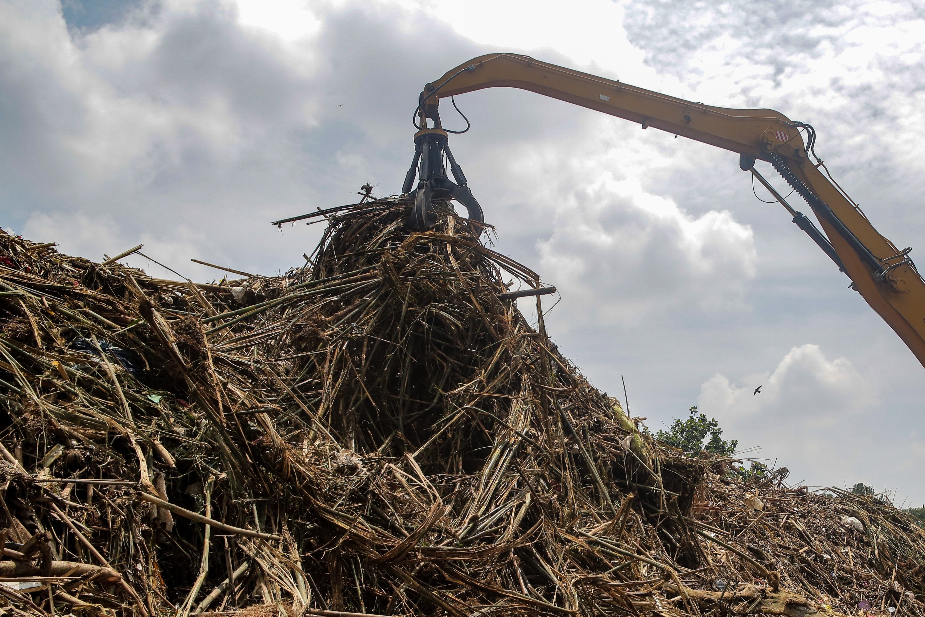 TPST Bantar Gebang Sudah Penuh, Pemprov Jakarta Tidak Bisa Lagi Andalkan Strategi Tambal Sulam