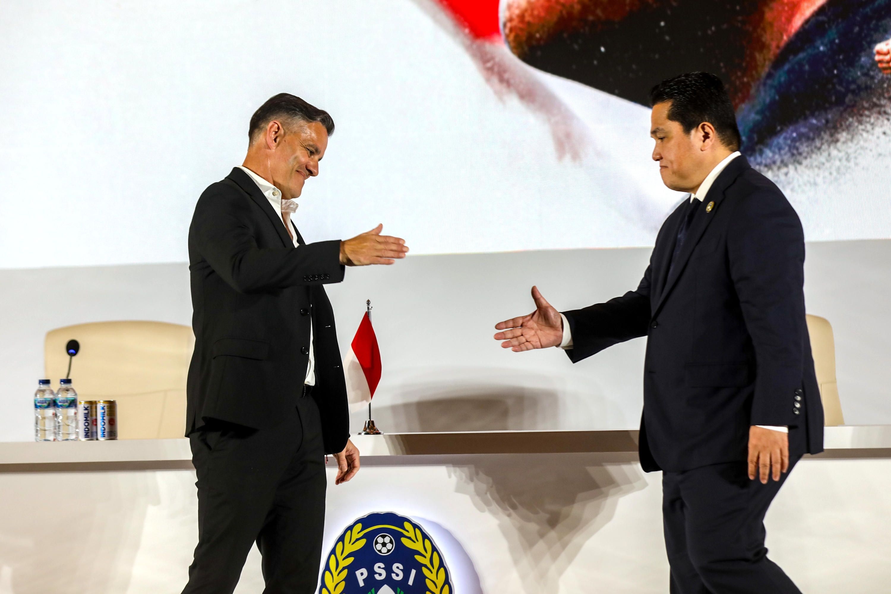 Erick Thohir Minta Semua Pihak Hargai Proses Pembentukan Timnas Indonesia Bersama John Herdman