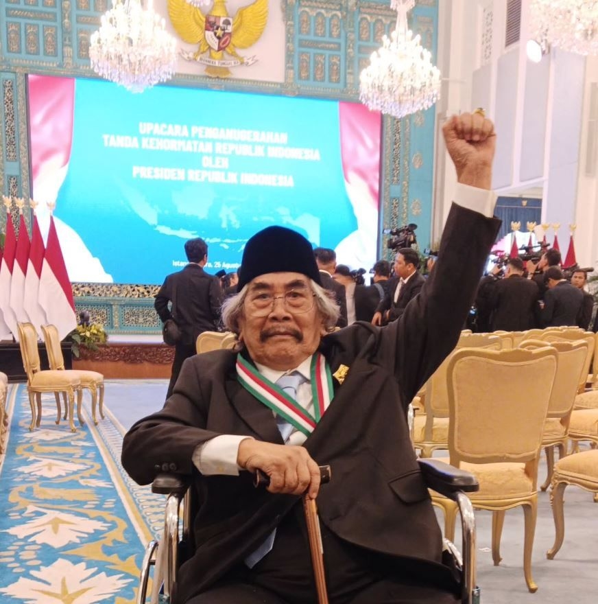 Kondisi Kesehatan Berangsur Pulih, Jaja Miharja Kini Sudah Bisa Kembali Berjalan