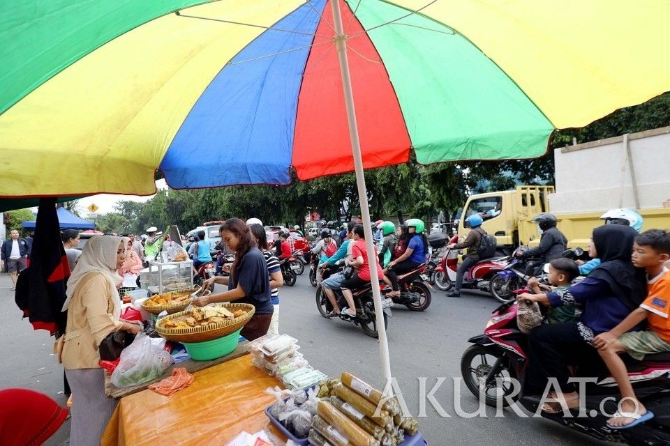 Marak Parkir Liar, Pemprov Jakarta Tertibkan 100 Titik Trotoar Setiap Hari