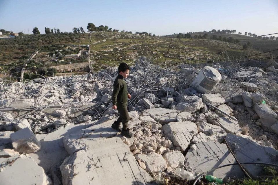 Pemukim Israel Bakar Rumah Warga Palestina di Tepi Barat, Otoritas Israel Tutup Mata