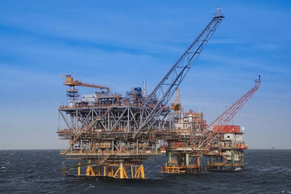 Minyak Dunia Menguat Tipis di Tengah Isu Politik Venezuela dan Iran