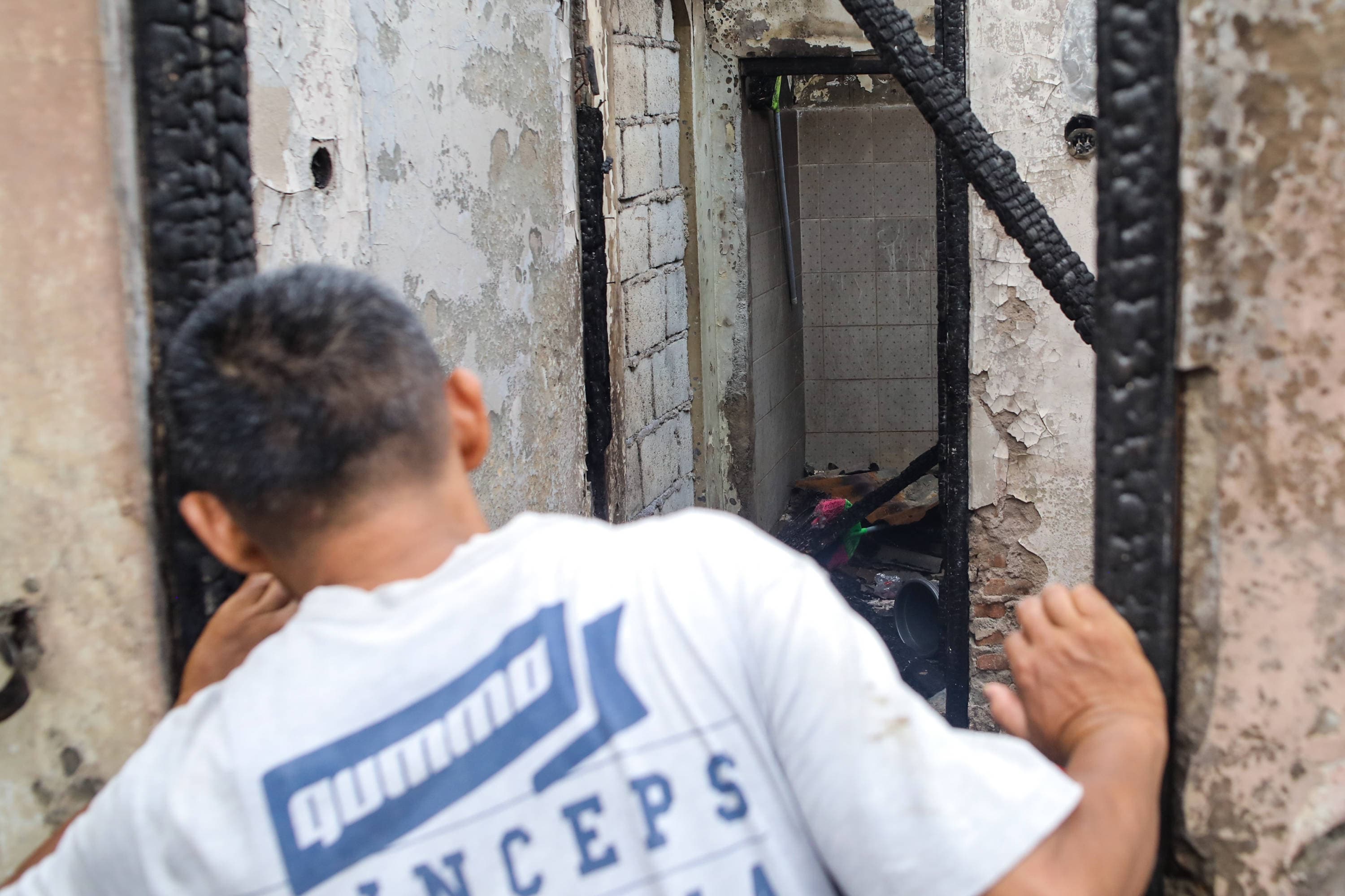 Suasana pascakebakaran di pemukiman padat penduduk, kawasan Menteng Jaya, Jakarta, Rabu (28/10/2026).  AKURAT.CO/Endra Prakoso