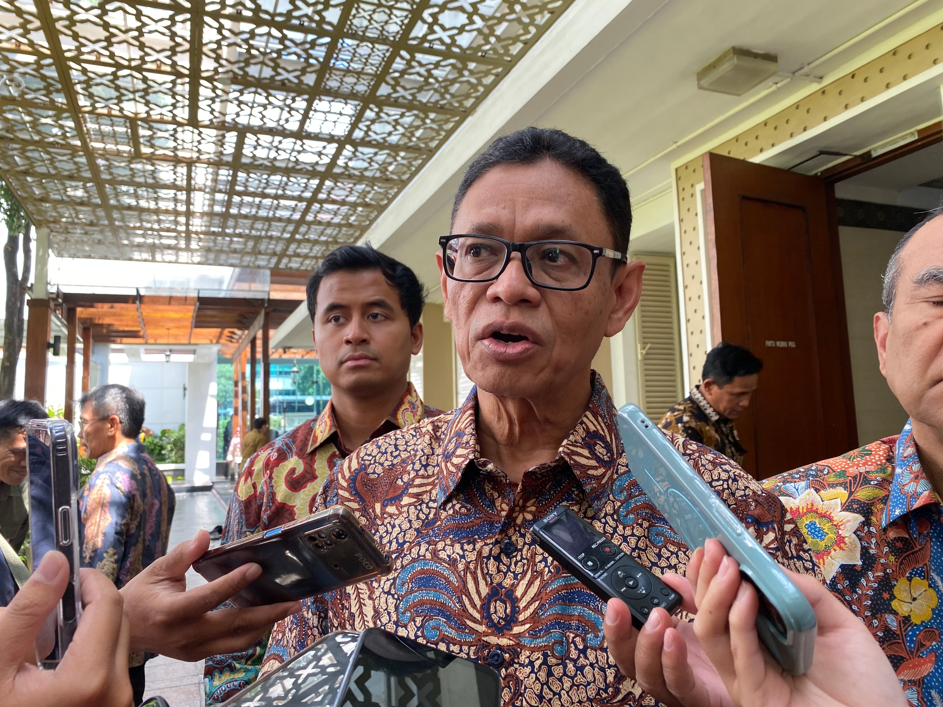 Gangguan SUTET Picu Blackout Sumatra, Kementerian ESDM Minta PLN Evaluasi Total