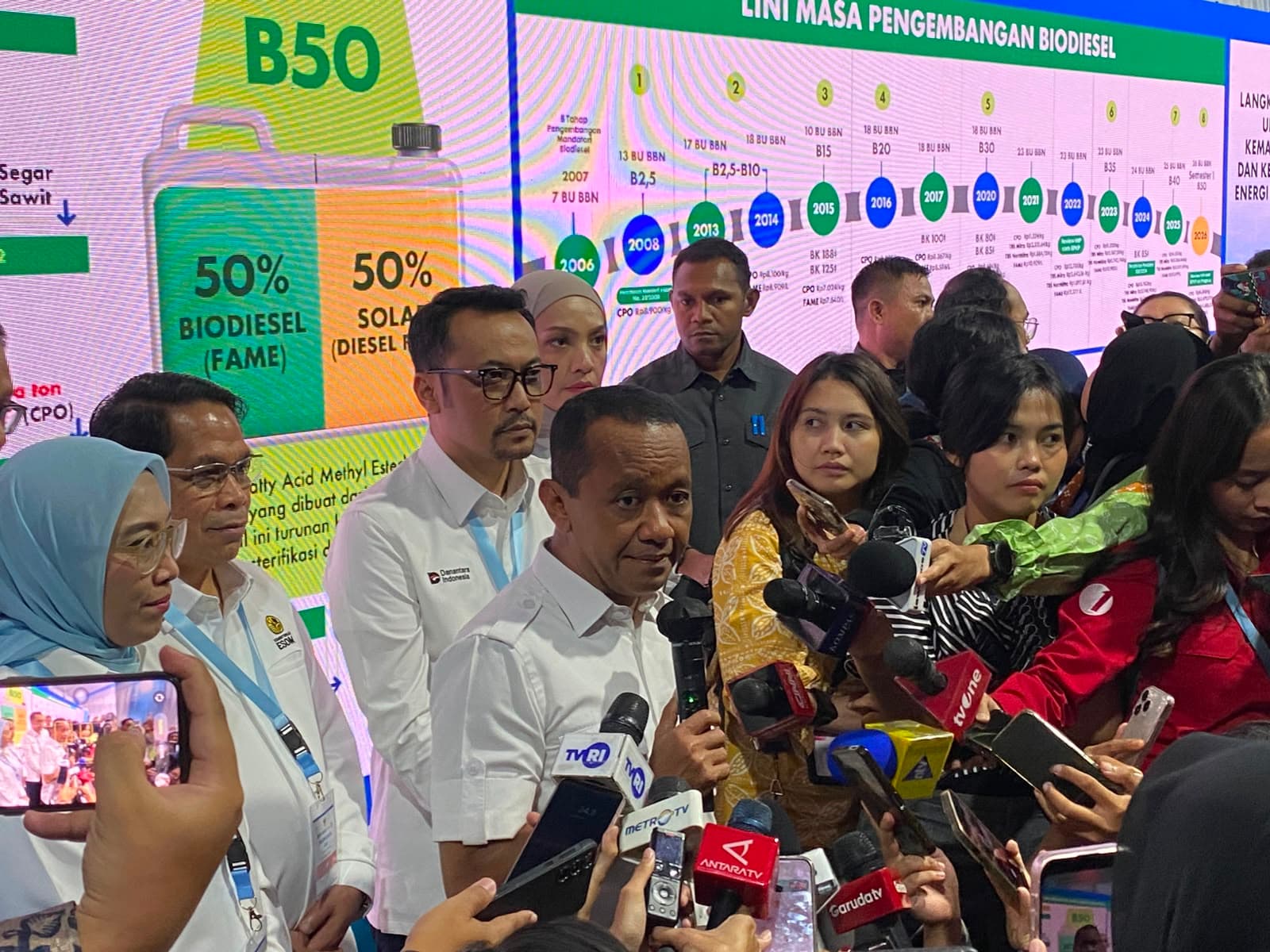 Bahlil Pastikan Harga B50 untuk Nelayan Tetap Terjangkau