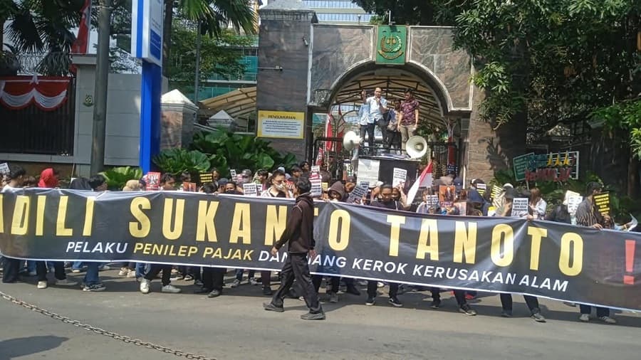 Aktivis Lingkungan Geruduk Kejagung, Soroti Dugaan Kerusakan Alam di Kasus PT Toba Pulp Lestari