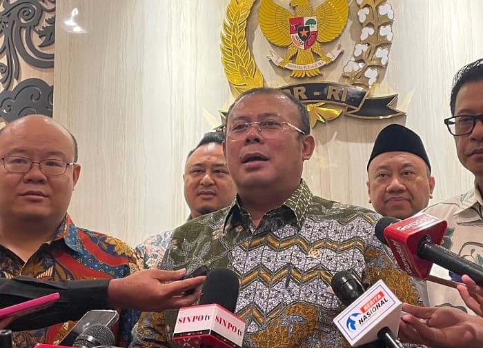 DPR Bakal Minta Konfirmasi Bank Mandiri Soal Pemblokiran Rekening Koordinator Aksi Warga Pati