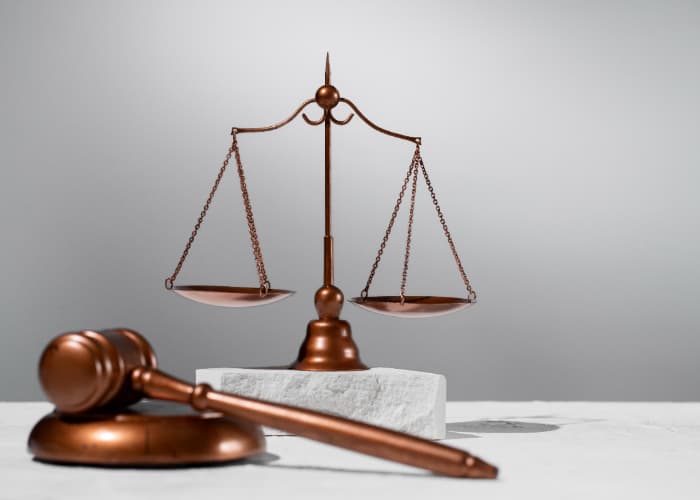 Lemahnya Sistem Hukum Di Indonesia, Apa Yang Perlu Diperbaiki?