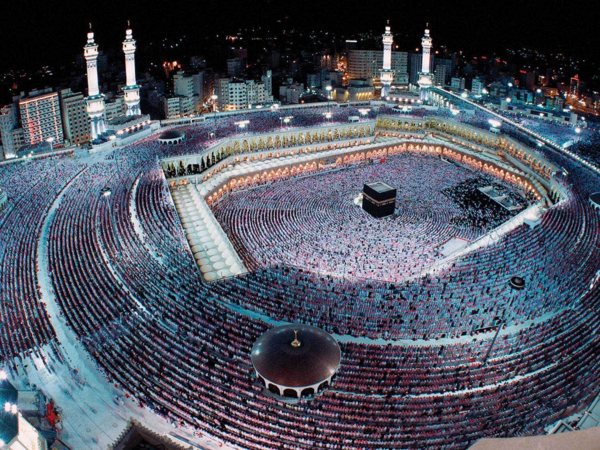 10 Masjid Terbesar di Dunia, Istiqlal Nomor Berapa?