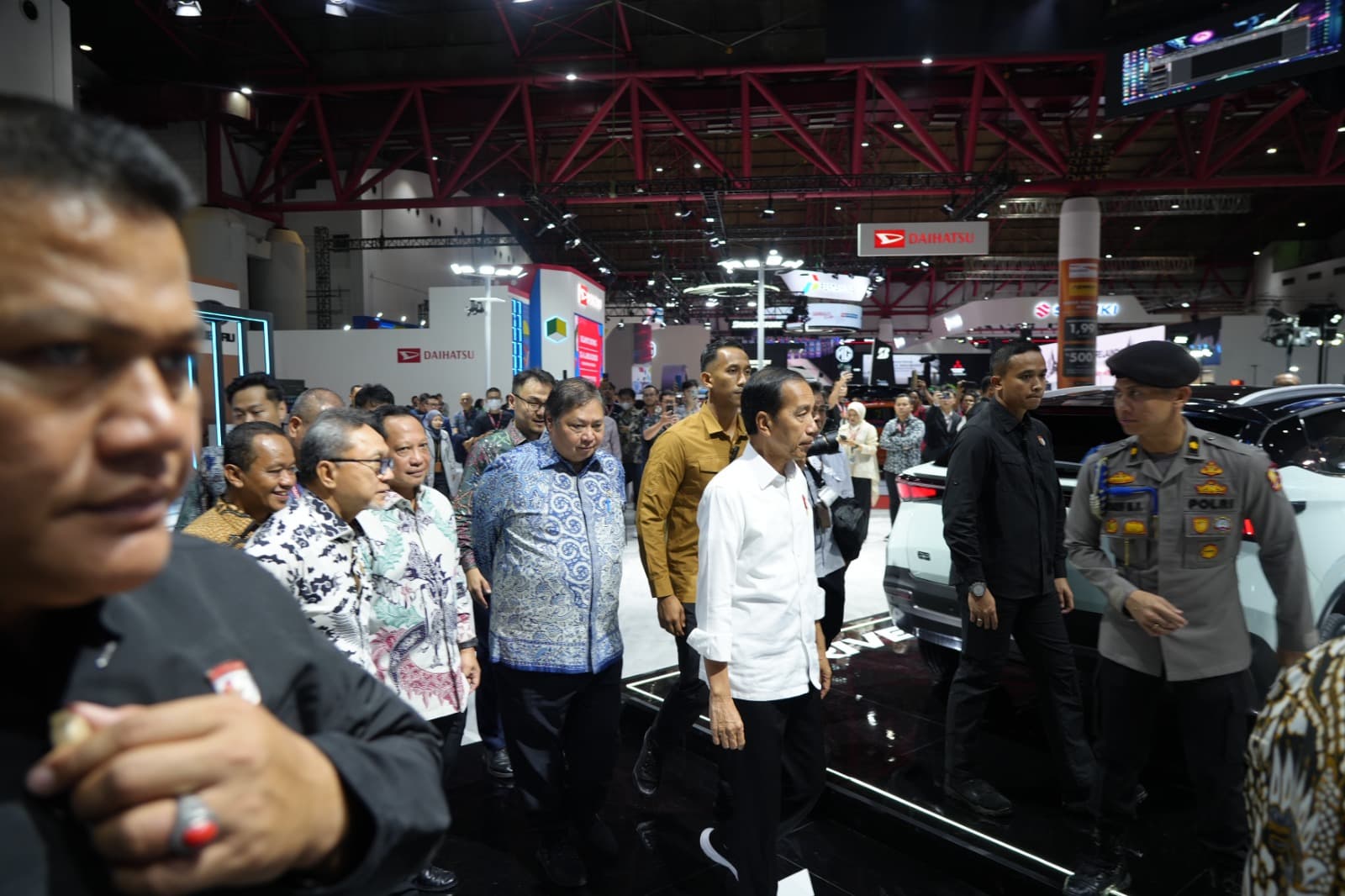 Transaksi Ditarget Tembus Rp5,3 T,  IIMS 2024 Diharap Jadi Momen Genjot TKDN Kendaraan Listrik 