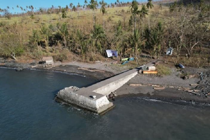 Bandara Sam Ratulangi Ditutup Sampai 1 Mei 2024, Buntut Erupsi Gunung Ruang