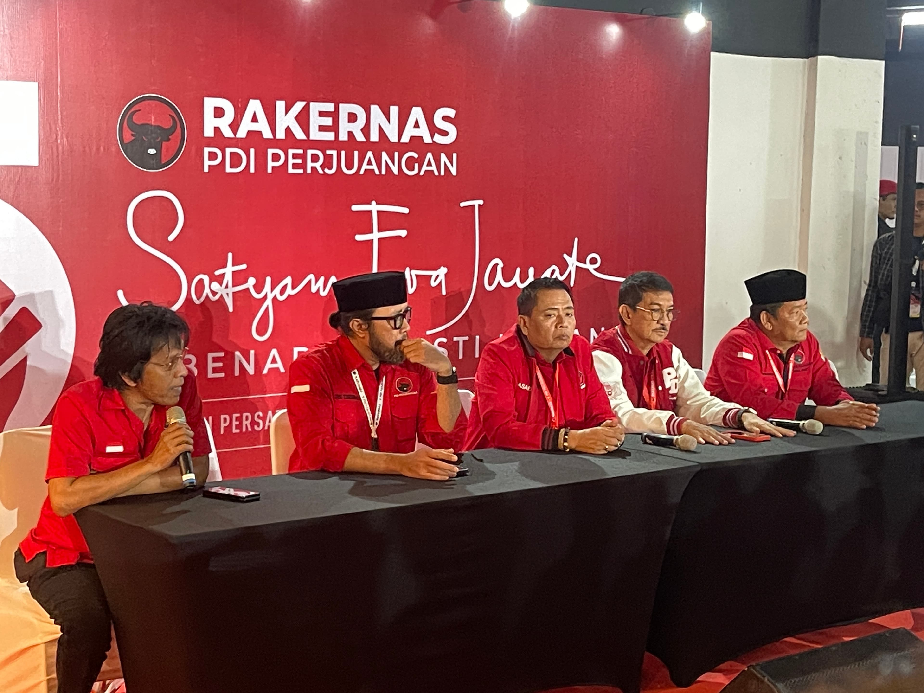 PDIP Bentuk Tim Pemenangan Pilkada secara Nasional, Dipimpin Adian Napitupulu