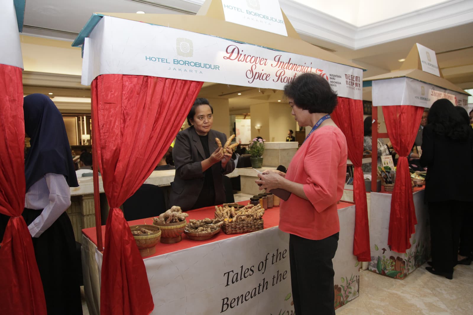 Sambut HUT Kemerdekaan, Hotel Borobudur Jakarta Gelar ‘Discover Indonesia’s Spice Route: Tales of the Lands Beneath the Winds’